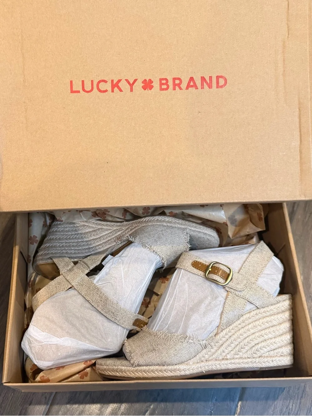 BRAND NEW Lucky Brand Frayed Espadrille Wedge Sandal in Beige